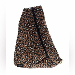 Canvelle Leopard Contour Sling Bag